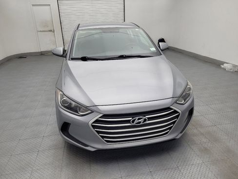 Used 2017 Hyundai Elantra SE FWD image 14