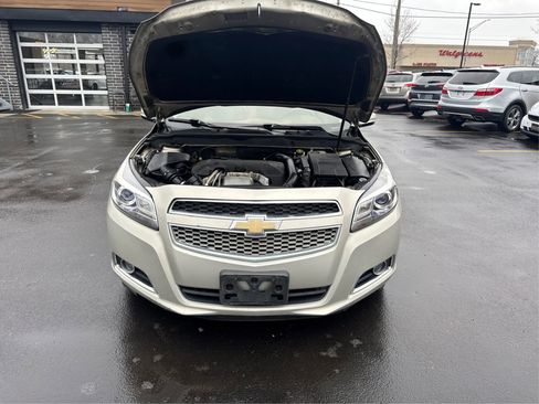 Used 2013 Chevrolet Malibu LTZ FWD image 13