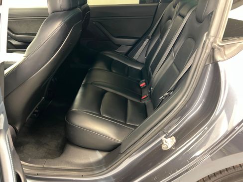 Used 2018 Tesla Model 3 Long Range RWD image 21