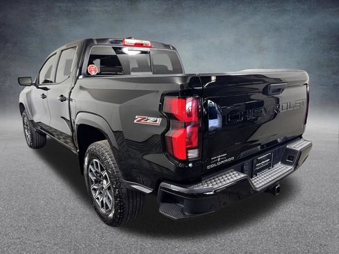 Used 2025 Chevrolet Colorado Z71 AWD/4WD image 4