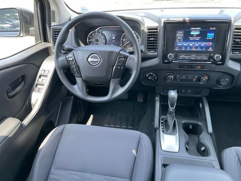 Certified 2022 Nissan Frontier S w/ Technology Package AWD/4WD image 8