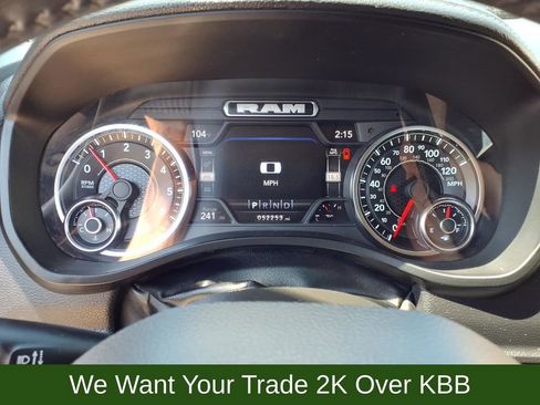 Used 2022 RAM 1500 Laramie AWD/4WD image 18
