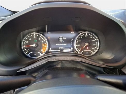 Used 2018 Jeep Renegade Trailhawk w/ Safety & Security Group image 27