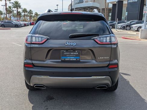 Used 2019 Jeep Cherokee Limited FWD image 4