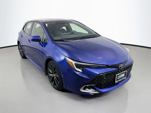 Used 2025 Toyota Corolla XSE FWD image 1