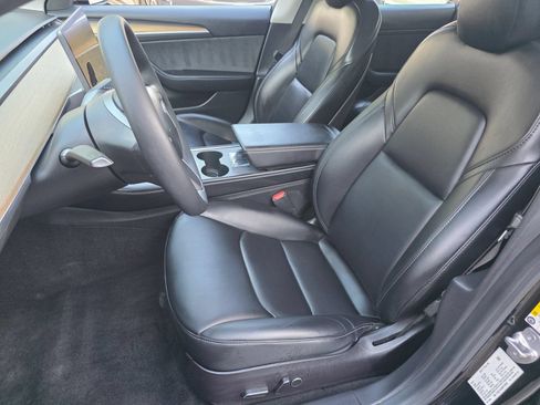 Used 2021 Tesla Model 3 Standard Range Plus RWD image 16