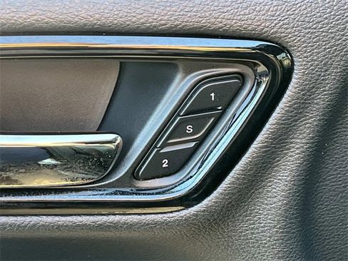 Used 2023 Dodge Durango GT image 30