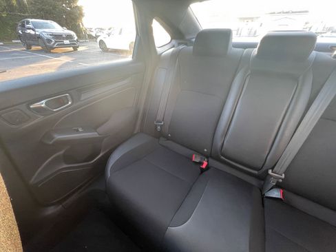Used 2025 Honda Civic Sport image 39