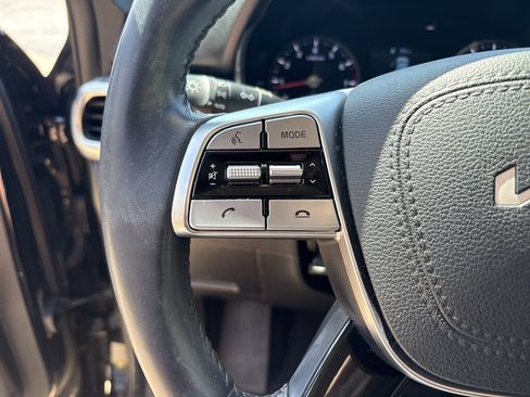 Used 2022 Kia Telluride S AWD/4WD image 19