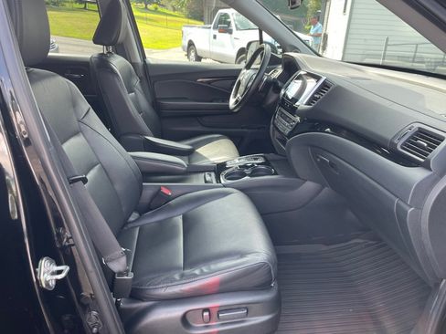 Used 2020 Honda Ridgeline RTL-E image 22