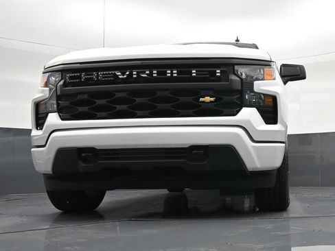 Used 2024 Chevrolet Silverado 1500 Custom RWD image 25