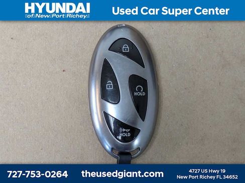 Used 2024 Hyundai Elantra SEL FWD image 31