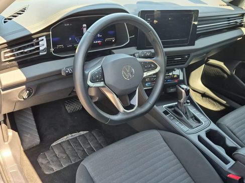 Used 2025 Volkswagen Jetta S FWD image 15
