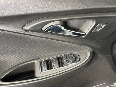 Used 2024 Chevrolet Malibu LT FWD image 8
