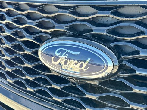Used 2023 Ford Explorer ST w/ Equipment Group 401A AWD/4WD image 14