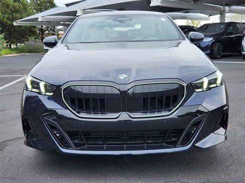 Used 2026 BMW 530i xDrive w/ M Sport Package AWD/4WD image 6