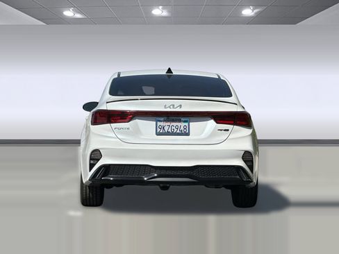 Used 2024 Kia Forte GT-Line image 9