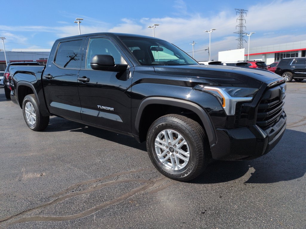 Used 2024 Toyota Tundra SR5 AWD/4WD image 7