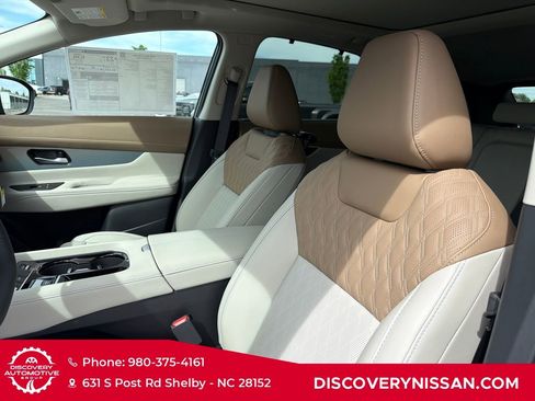New 2026 Nissan Murano Platinum w/ Cargo Package AWD/4WD image 14