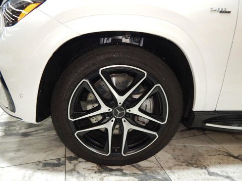 Used 2024 Mercedes-Benz GLE 53 AMG 4MATIC Coupe image 11