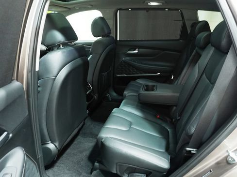 Used 2019 Hyundai Santa Fe AWD image 14