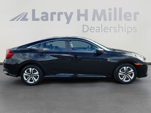 Used 2018 Honda Civic LX image 7