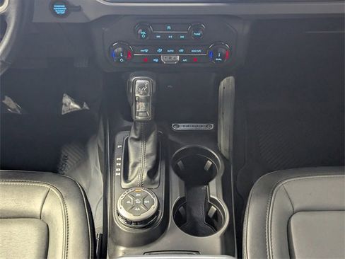 Used 2022 Ford Bronco Everglades image 12