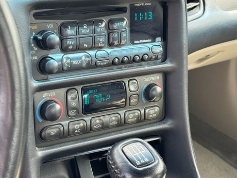 Used 1998 Chevrolet Corvette Convertible w/ Memory Pkg RWD image 12