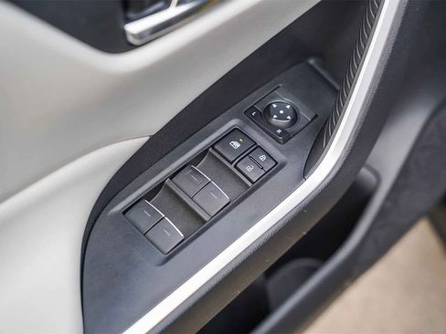 Used 2023 Toyota RAV4 XLE w/ Convenience Package image 19