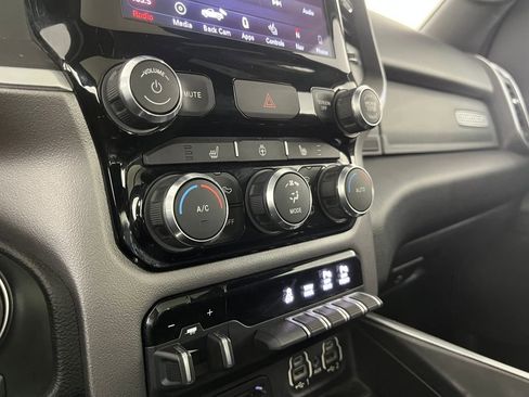 Used 2019 RAM 1500 Big Horn image 26