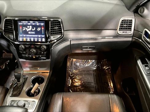 Used 2021 Jeep Grand Cherokee Limited image 26