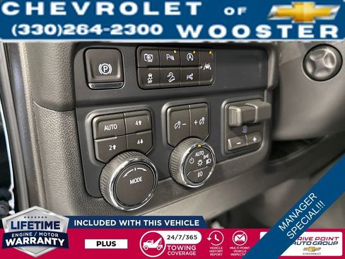 New 2026 Chevrolet Suburban Premier image 14