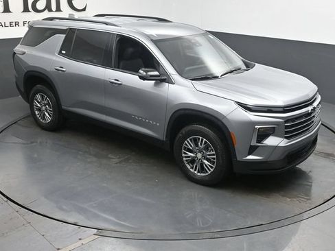 New 2026 Chevrolet Traverse LT w/ Driver Confidence Package FWD image 27