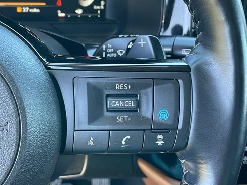 Certified 2023 Nissan Pathfinder Platinum w/ Lighting Package (N93) AWD/4WD image 21