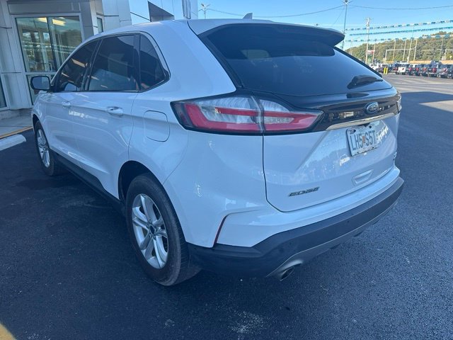 Used 2020 Ford Edge SEL w/ Cold Weather Package FWD image 3