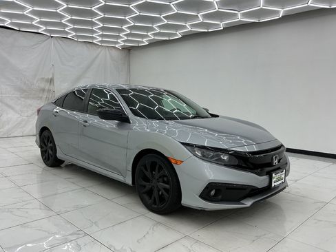 Used 2019 Honda Civic Sport image 7