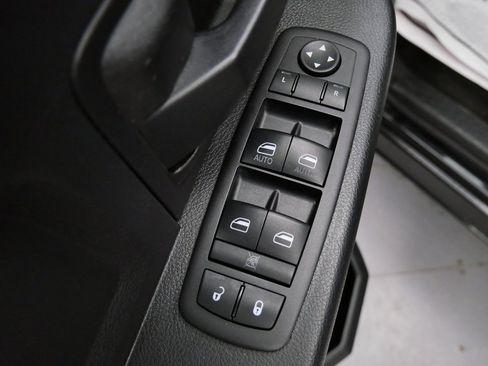 Used 2015 RAM 1500 Express image 14