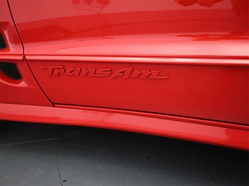 Used 2001 Pontiac Firebird Formula w/ Protection Group image 10