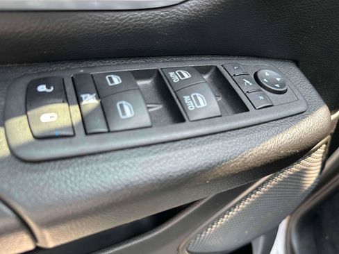 Used 2022 RAM 1500 Big Horn image 16