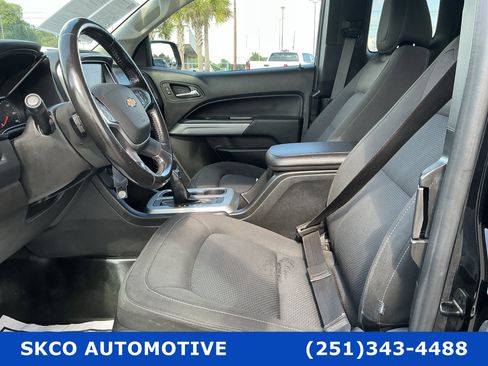 Used 2022 Chevrolet Colorado LT w/ Fleet Safety Package RWD image 11