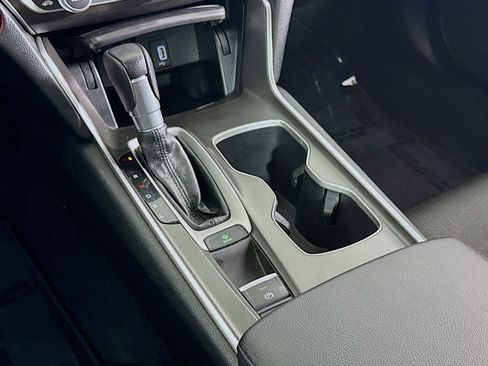 Used 2019 Honda Accord LX image 5