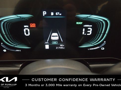 Certified 2024 Kia Niro SX image 18