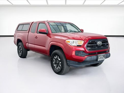 Used 2019 Toyota Tacoma SR AWD/4WD image 3