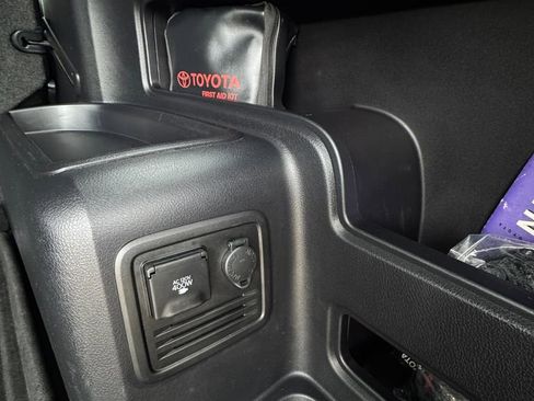 Used 2023 Toyota 4Runner 40th Anniversary SE AWD/4WD image 47
