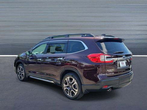 Used 2023 Subaru Ascent Touring AWD/4WD image 4