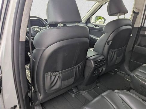 Used 2023 Hyundai Palisade Limited FWD image 25