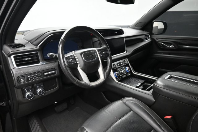 Used 2022 GMC Yukon Denali AWD/4WD image 17