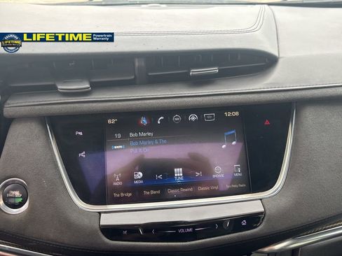 Used 2017 Cadillac XT5 Platinum w/ Driver Assist Package image 30