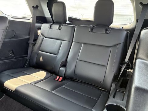 Used 2022 Ford Explorer XLT w/ Equipment Group 202A image 57