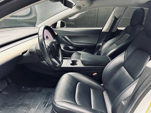 Used 2018 Tesla Model 3 Long Range RWD image 18